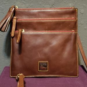 NEW DOONEY & BURKE Leather Triple Zip